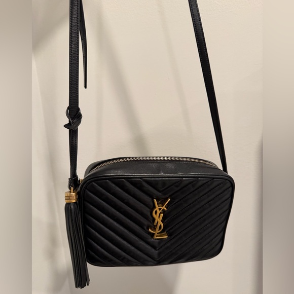 Yves Saint Laurent Black Chevron Crossbody Bag - Picture 5 of 15